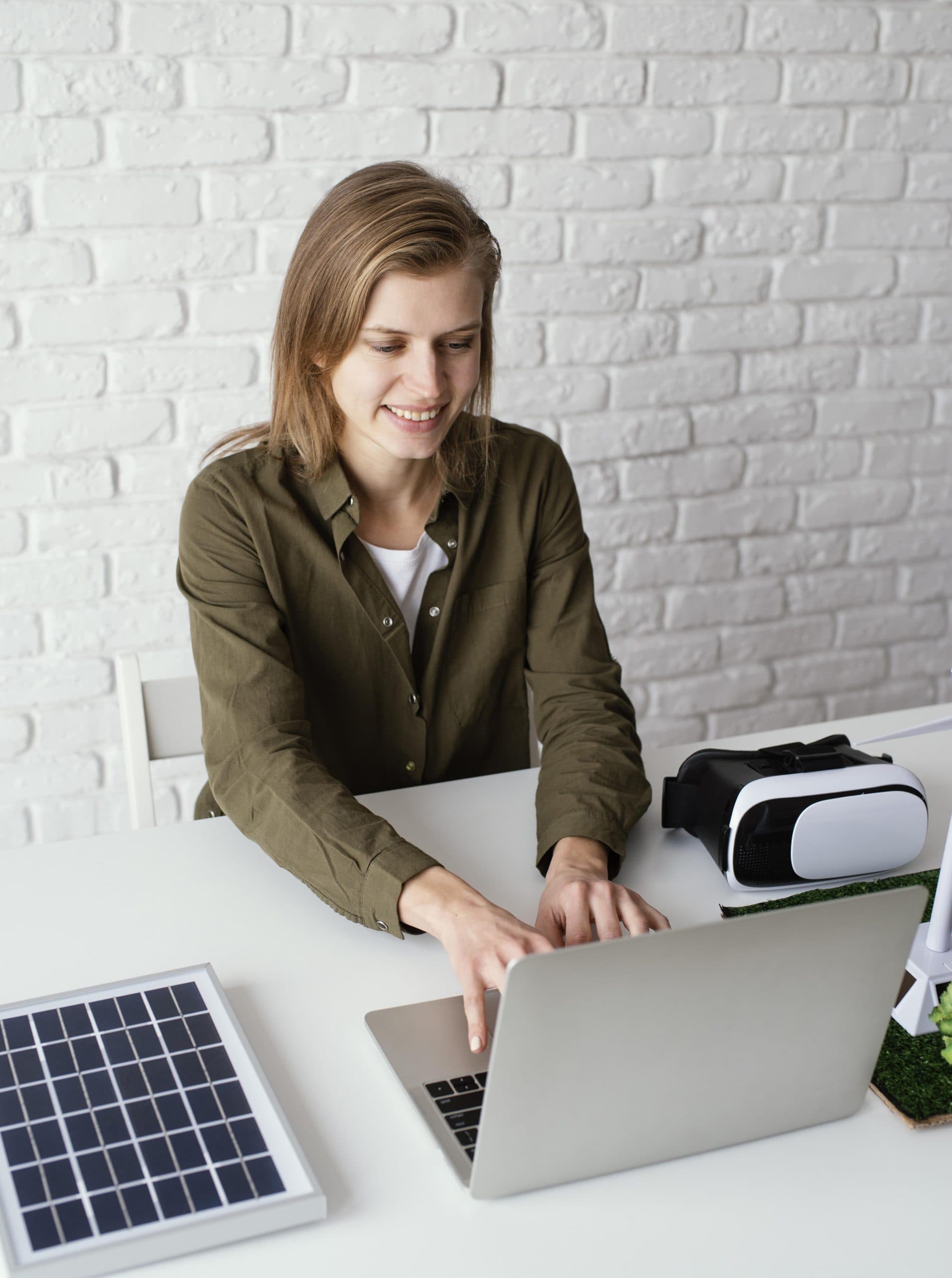 Solar landing pages: structure, templates, and conversion tips